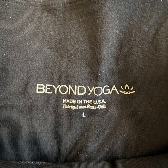 Beyond Yoga Woman's Size Large Black Leggings - Picture 4 of 7